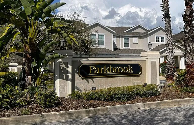 14503 Rocky Brook Dr — Photo 2