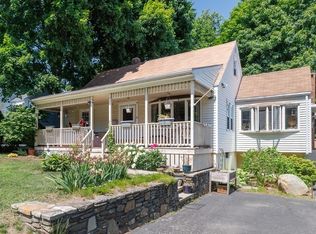 110 Chester St, Worcester, MA 01605