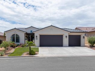 185 W Peridot Dr, Washington, UT 84780