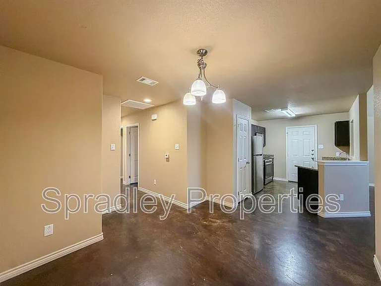 1051B Mason Dr — Photo 6