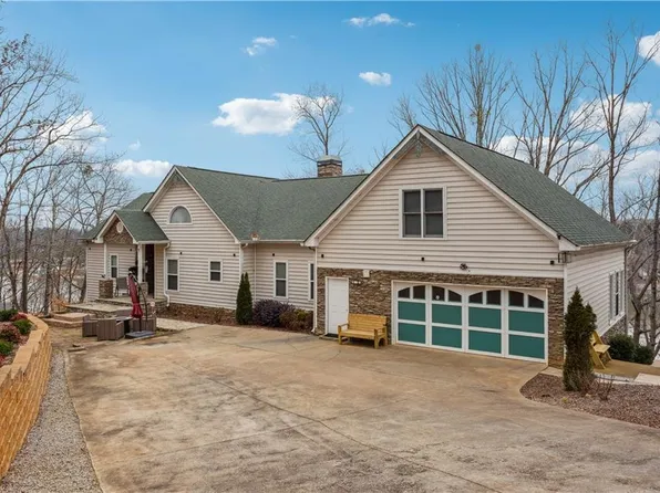 2600 Ramsey Rd, Gainesville, GA 30501