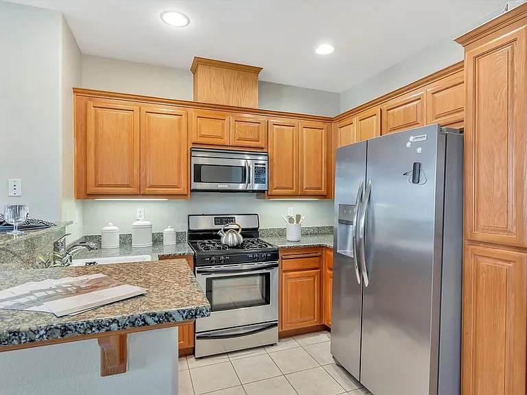 3240 Maguire Way #410 — Photo 74
