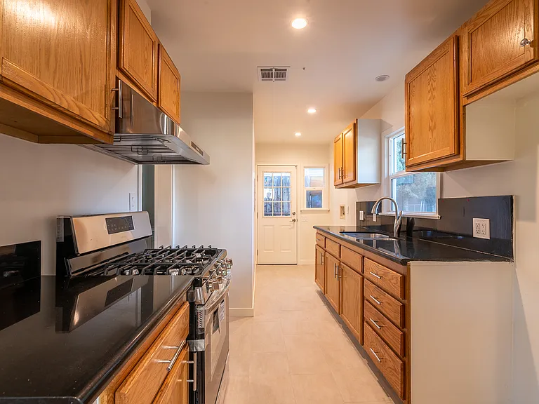305 N Chevy Chase Dr #305 — Photo 10