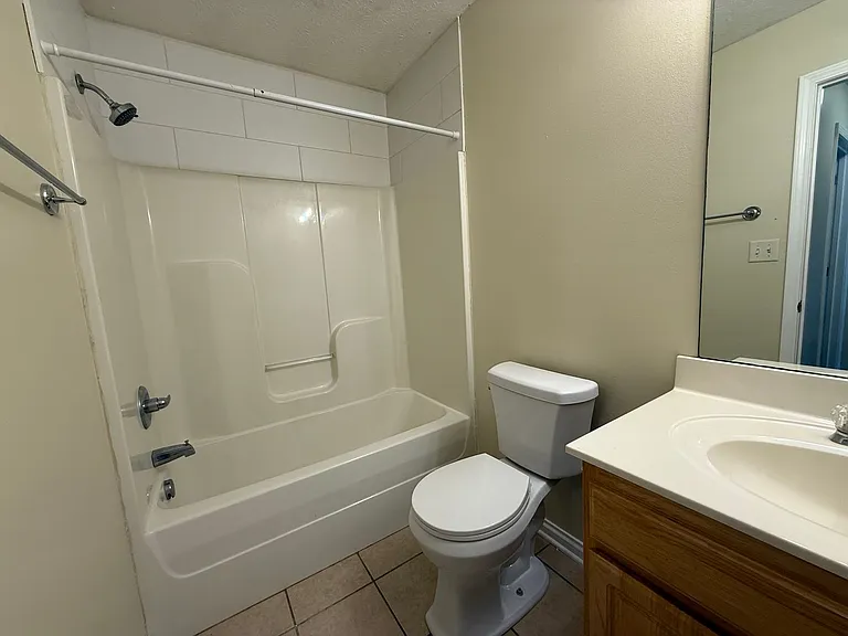345 Kelly Rd — Photo 9