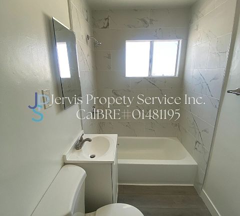 5th image of 4517 E 52nd Pl #21
