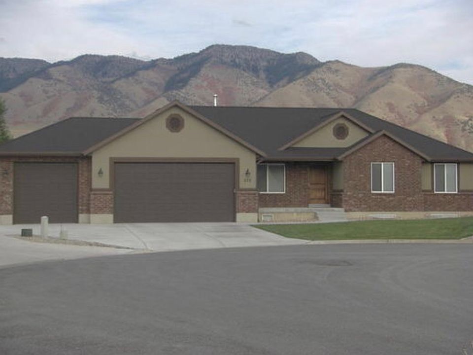 1st image of 575 White Pine Pl