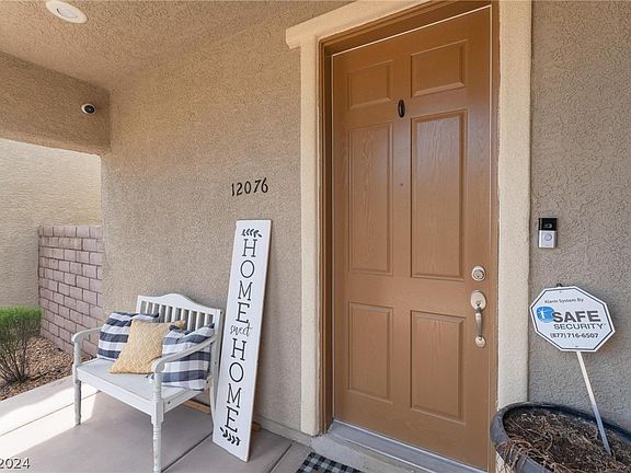 3rd image of 12076 Golden Cactus Ct