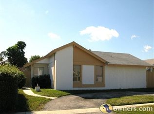 8160 SW 4th St, North Lauderdale, FL 33068