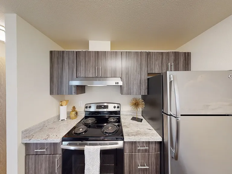 Leilani Apartment Homes — Photo 18