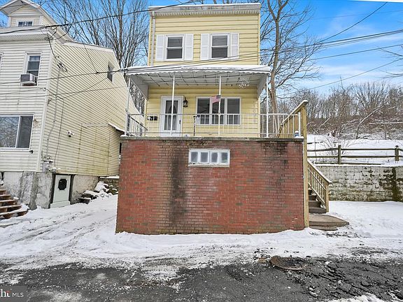 4th image of 1023 W Schuylkill Ave