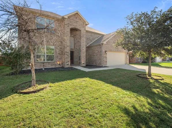 516 Scarlet Trl, Saginaw, TX 76179