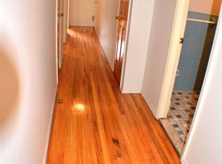 2717 Newtown Ave, Astoria, NY 11102