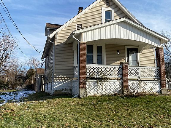 2nd image of 2774 Fairwood Ave