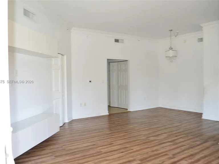 3001 NE 185th St #129 — Photo 38