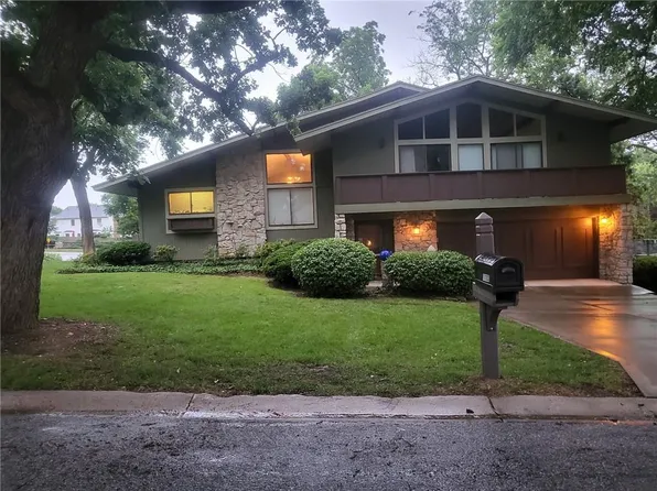 11703 W 102nd Pl, Overland Park, KS 66214