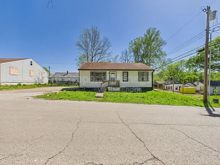 10323 E 20th St S — Photo 24