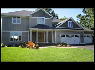 1470 Kings Crst, Eagan, MN 55122