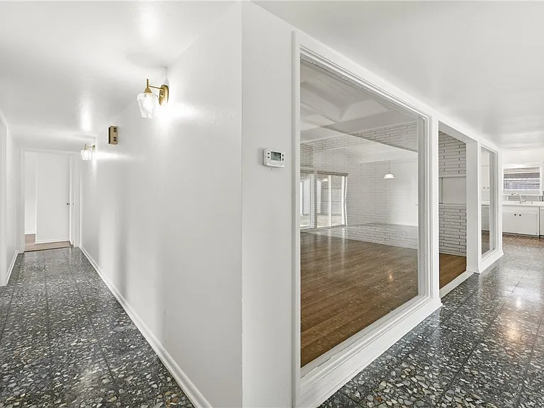 124 E Janin Cir — Photo 11