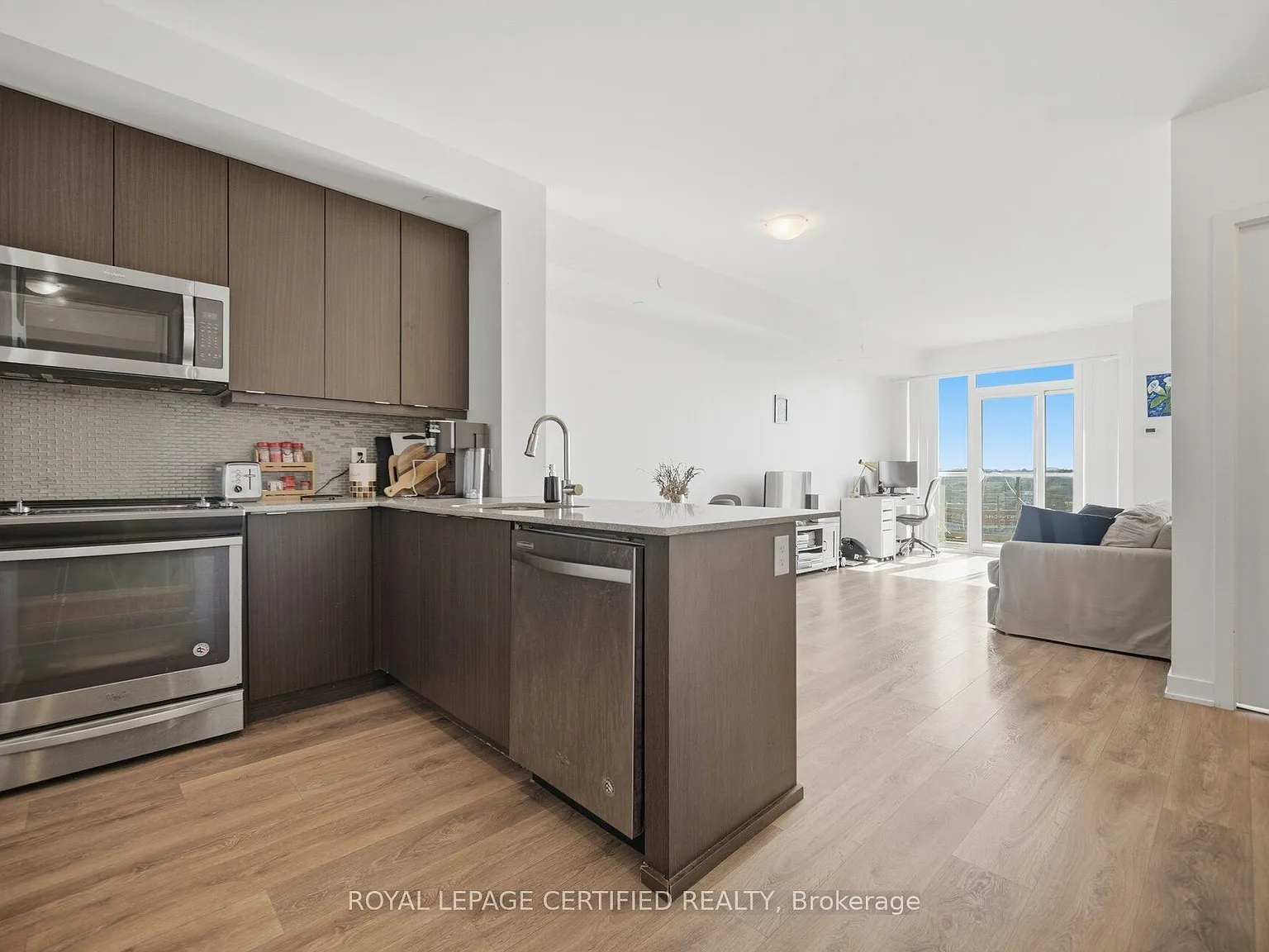 2 bed, $2,500 — Photo 1