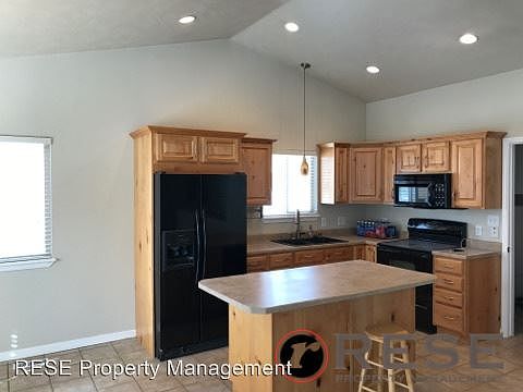 4th image of 6252 S Waller Ln