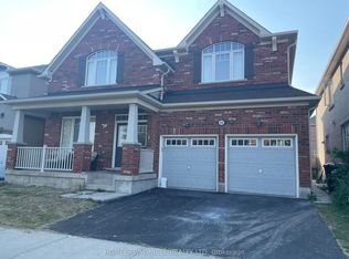 28 Aylesbury Dr, Brampton, ON L7A 0V3