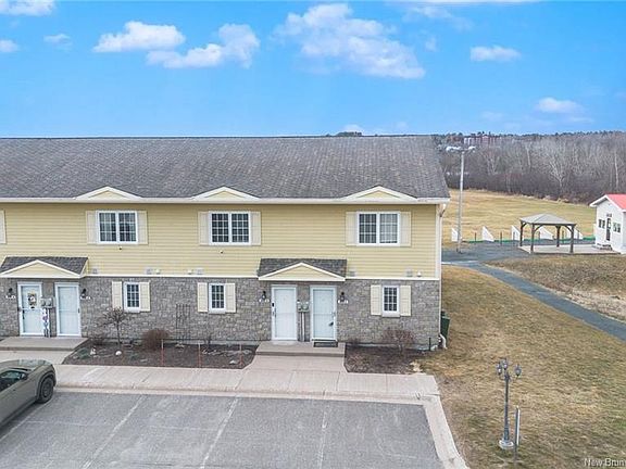 3rd image of 500 Riverside Dr #1