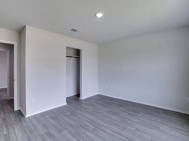829 Eagles Nest Dr — Photo 14