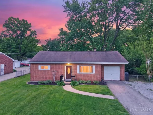 817 Fairway Dr, Cincinnati, OH 45245
