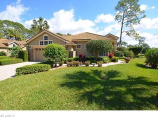 715 Courtside Dr, Naples, FL 34105