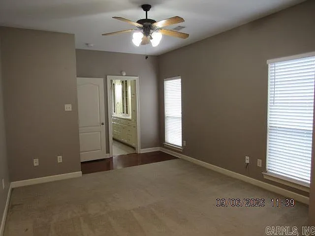 1130 Trillium Dr — Photo 11