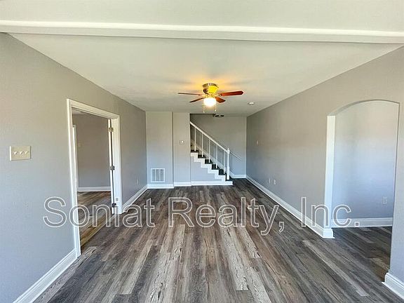 4th image of 9037 Edinburgh St APT B