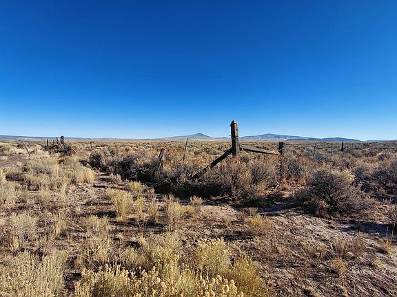 2nd image of 300 / Juniper Ridge Rd