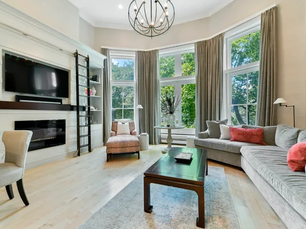 31 Brimmer St APT 2, Boston, MA 02108