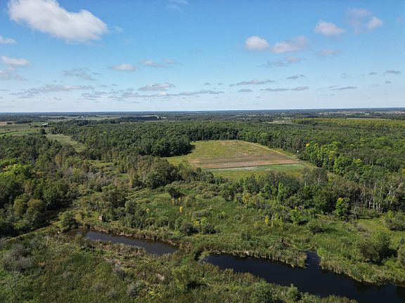 5th image of Wadena Line Rd