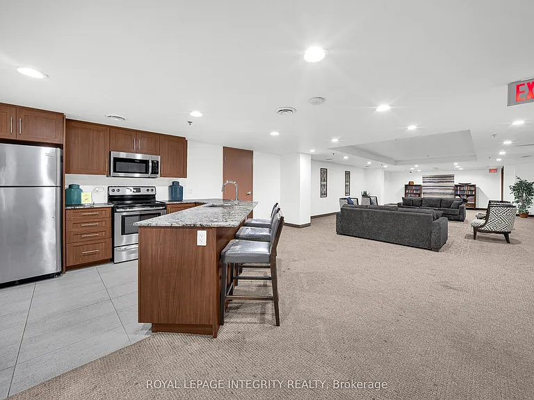 195 Besserer St #1504 — Photo 27