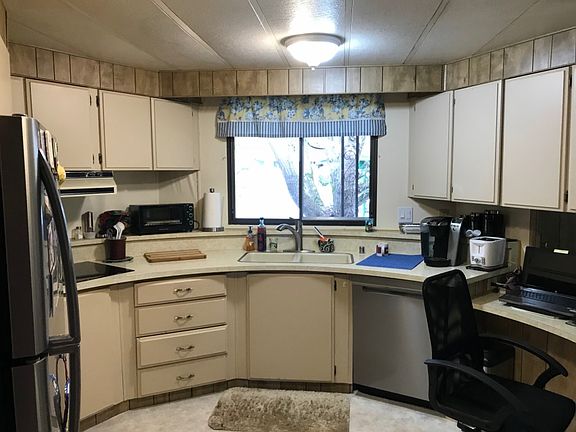 4th image of 5709 117th Avenue Ct E