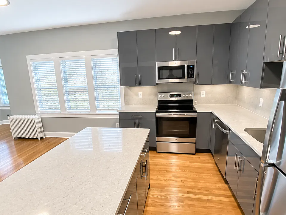 3 Englewood Ave #10