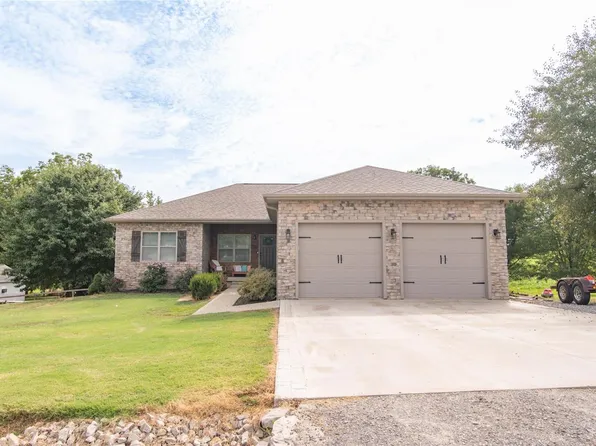 11618 Finley Dr, Dexter, MO 63841