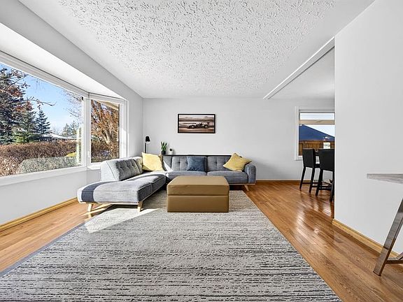 5th image of 154 Windermere Rd SW