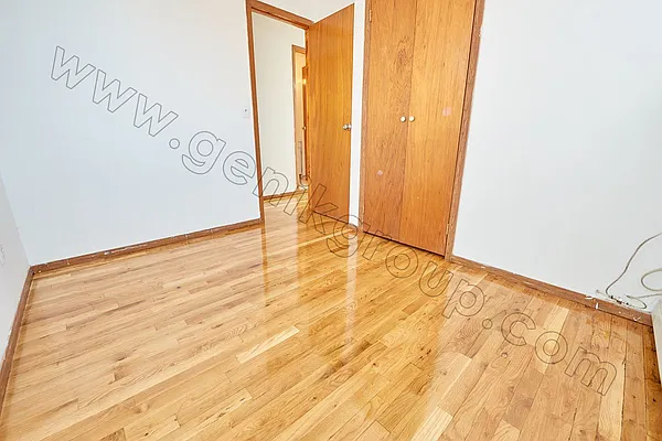 Rented by Genik Group Corp | media 12