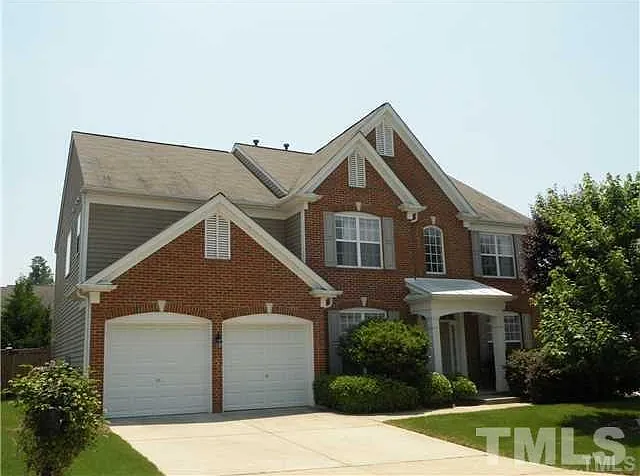 5413 Glorietta Cir — Photo 1
