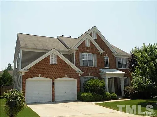 5413 Glorietta Cir Photo 1