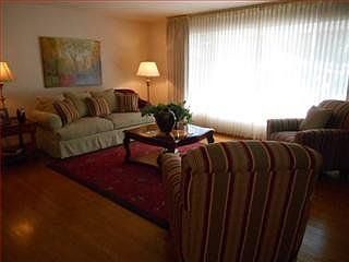 2nd image of 371 Madison Ave