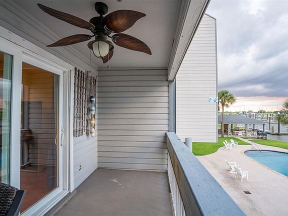 5th image of 560 Pleasure Island Blvd APT 111
