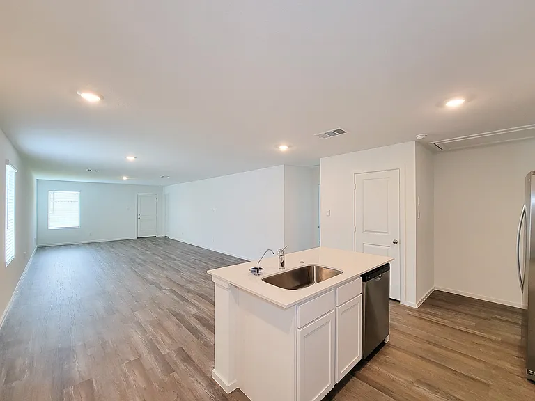 14316 Leafy Willow Dr — Photo 4