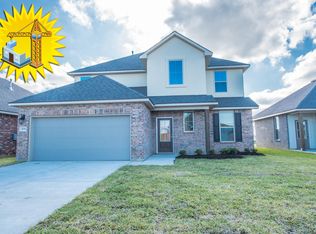 204 Caldwell Ct, Youngsville, LA 70508