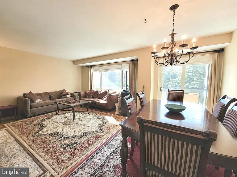 4201 Cathedral Ave NW #820E — Photo 6