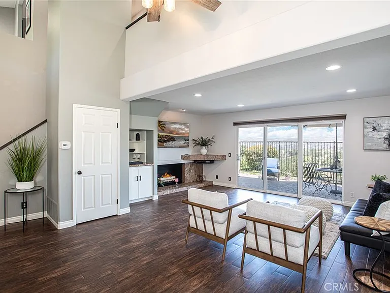 7300 E Singingwood Dr — Photo 5