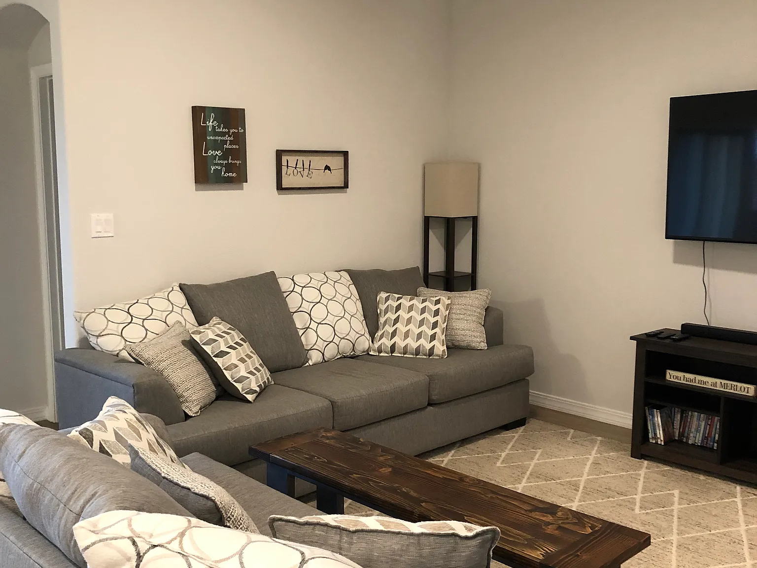 3 bed, 1425 sqft, $2,150 — Photo 4