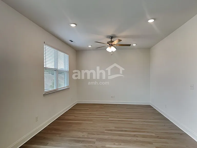 229 Marin Dr — Photo 6